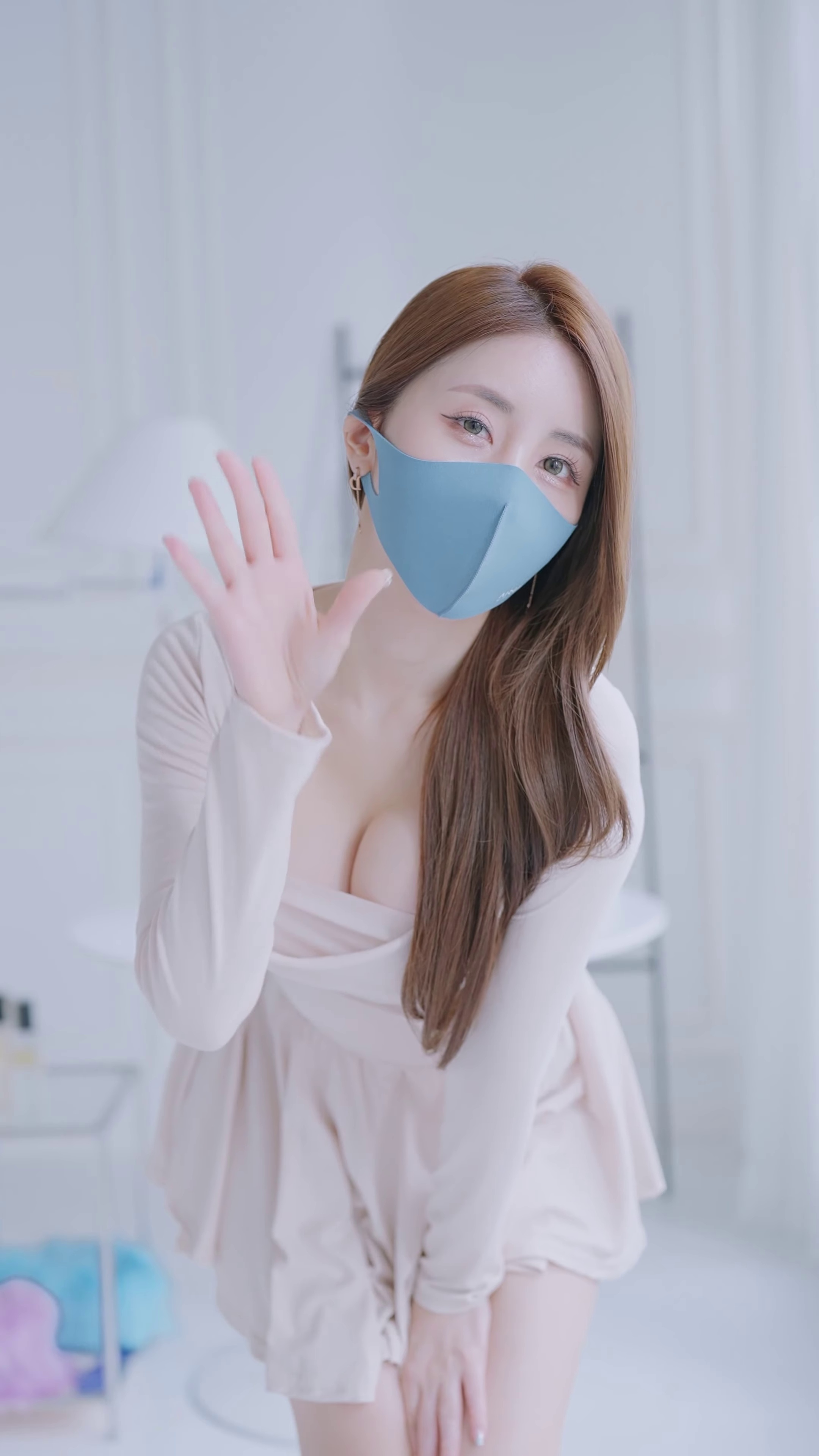 frame_12.jpg