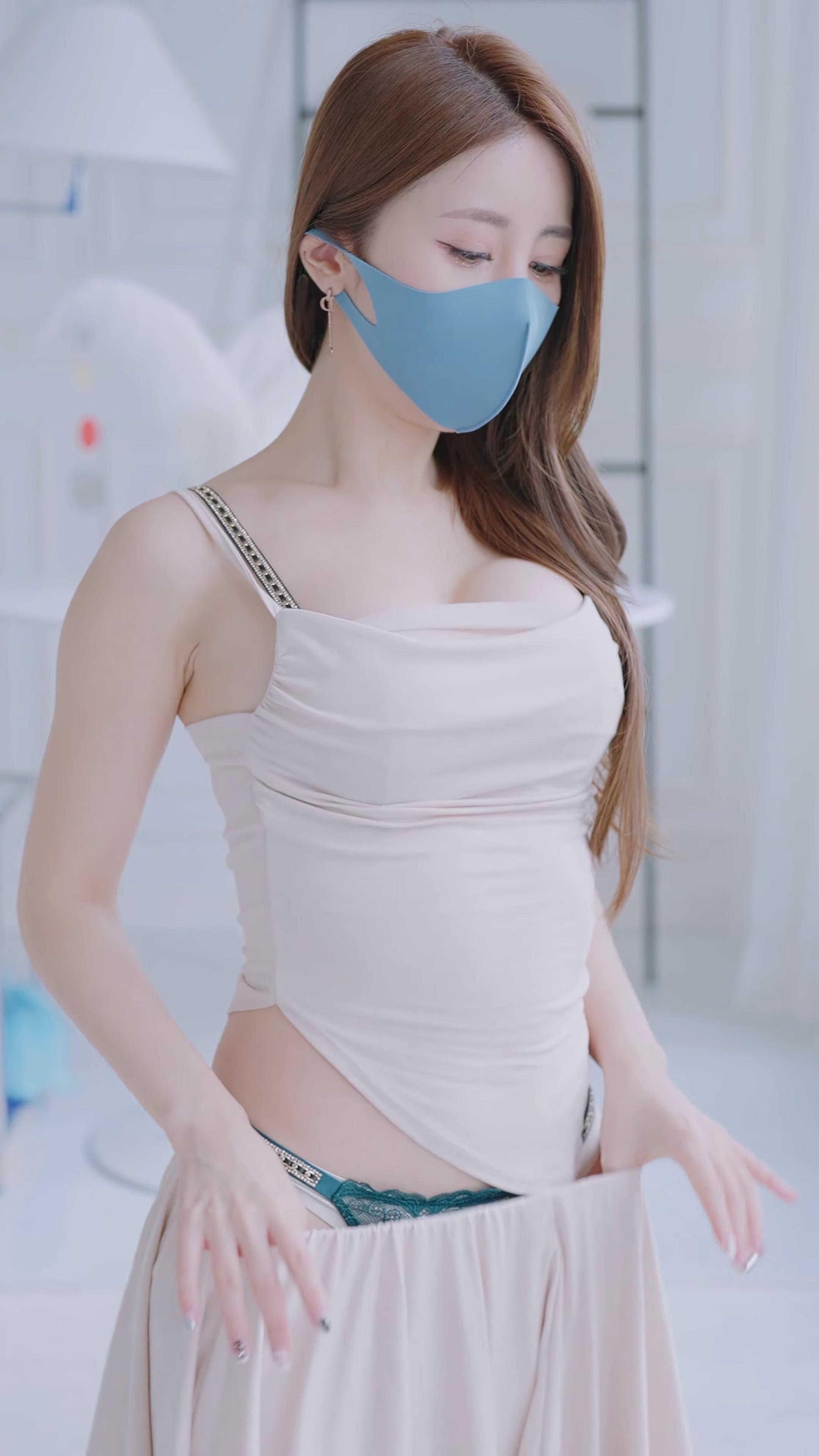 frame_34.jpg