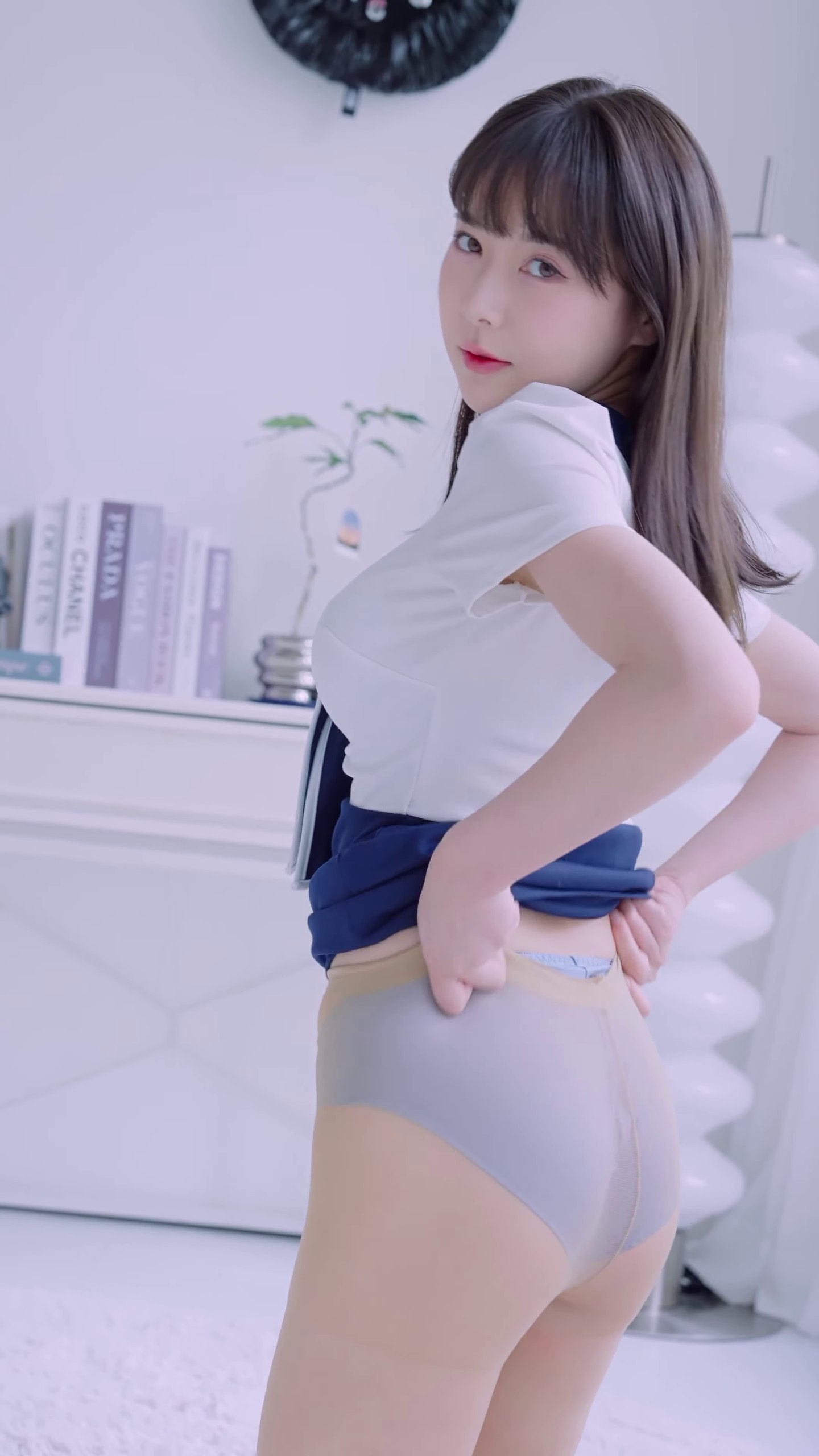 frame_65.jpg