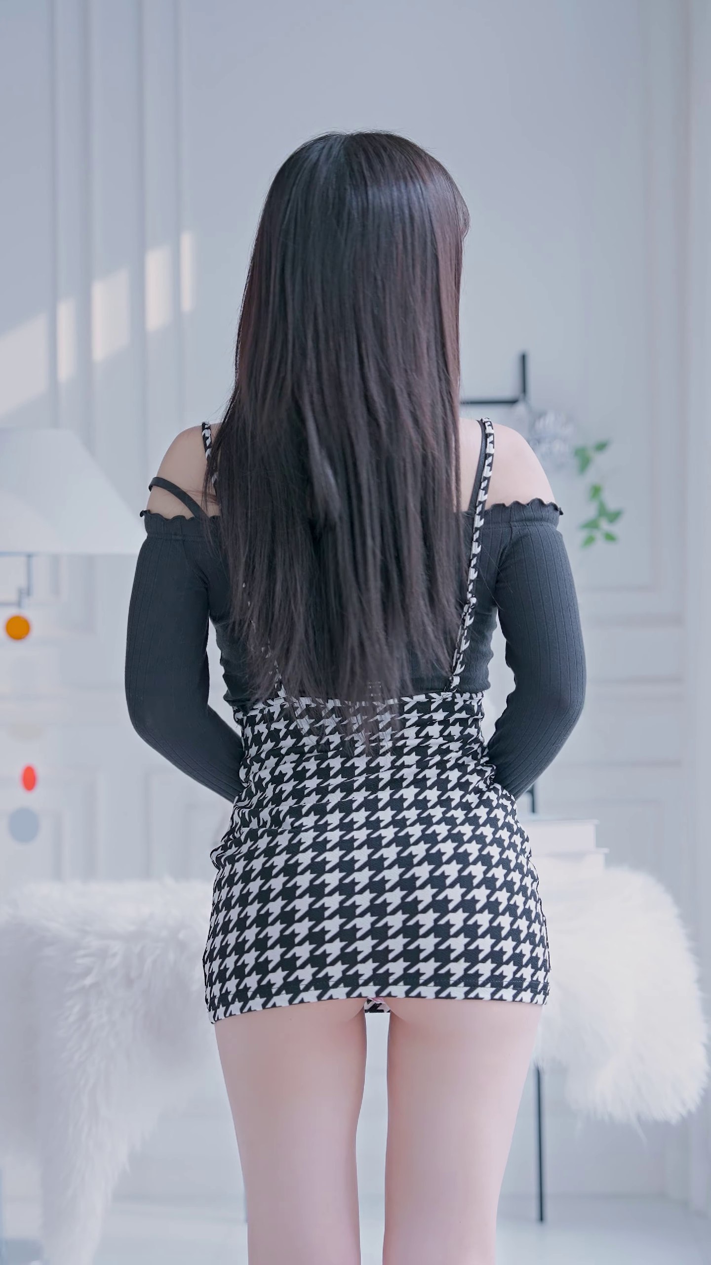 frame_21.jpg