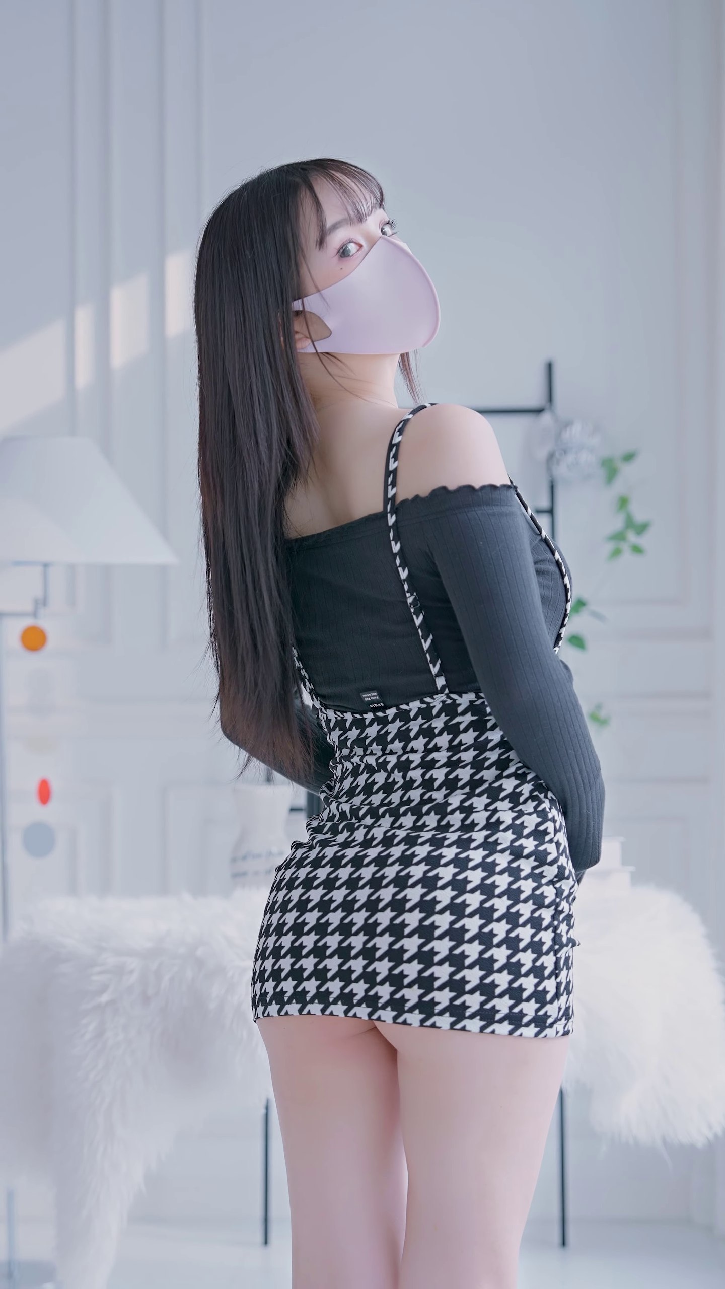 frame_23.jpg