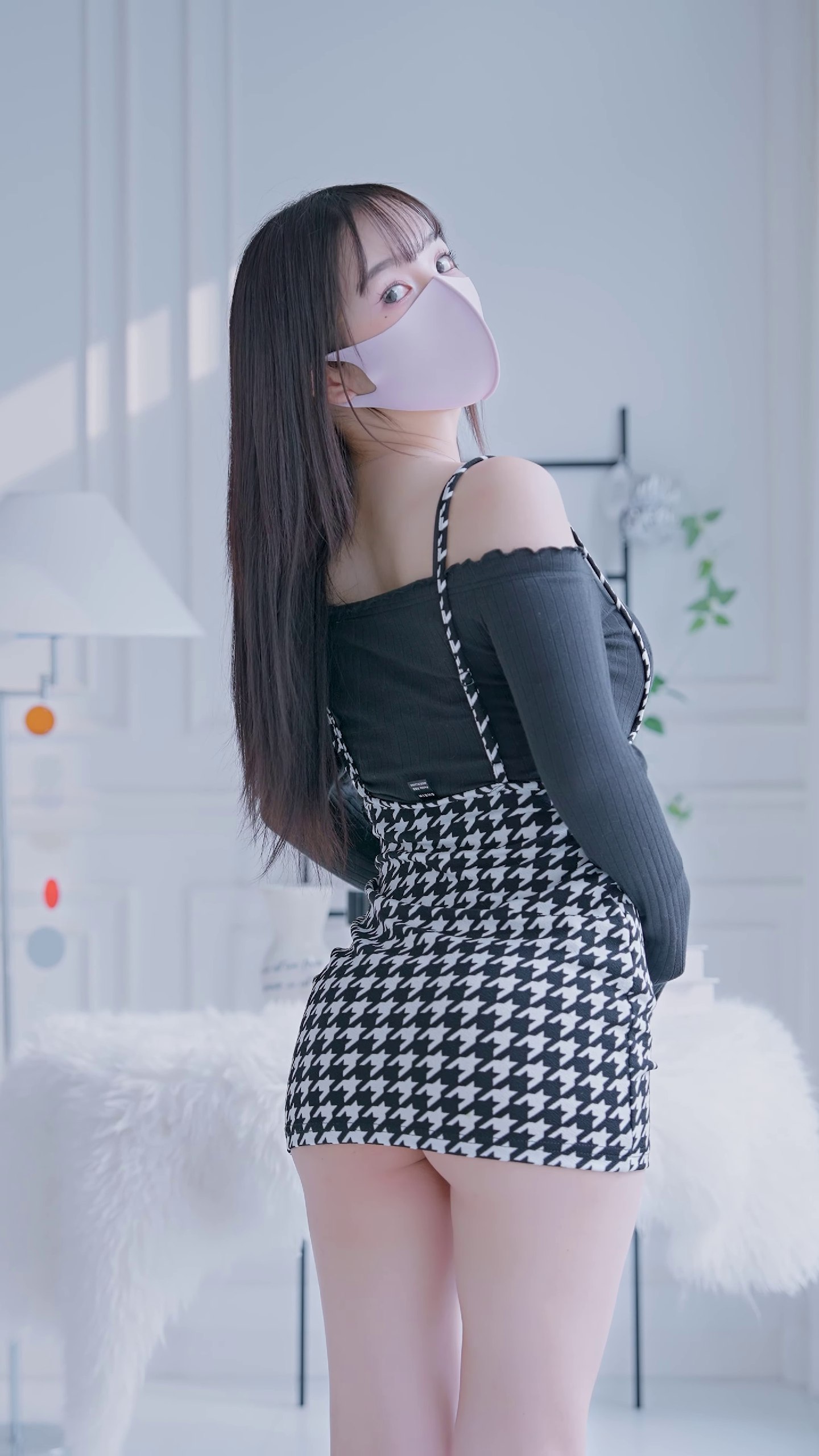 frame_73.jpg